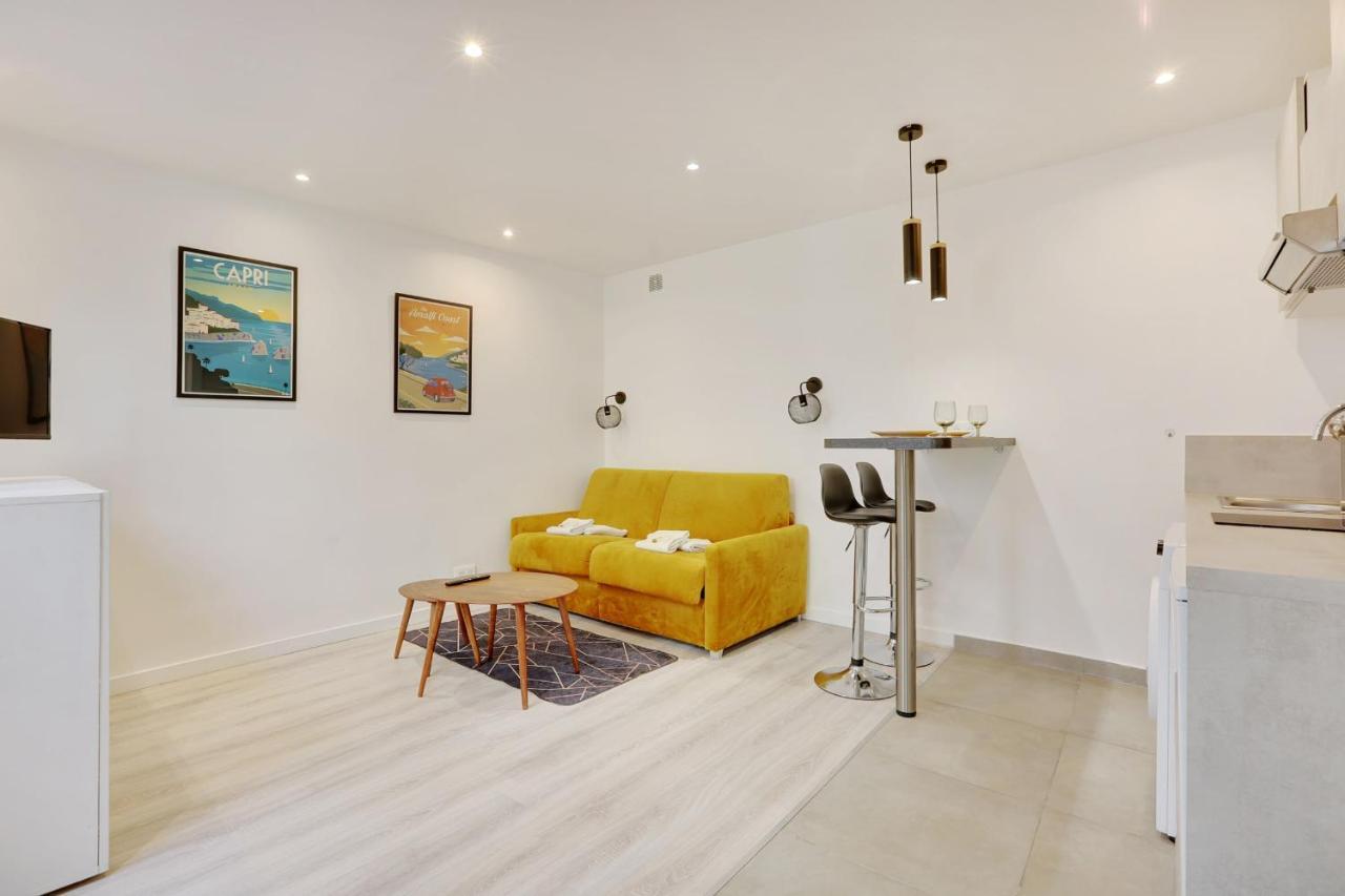 Fully Renovated Studio Buttes-chaumont Apartment